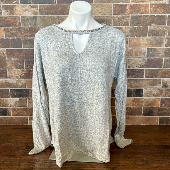 Women's size large keyhole lightweight sweater by Jennifer Lopez - Picture 1 of 7